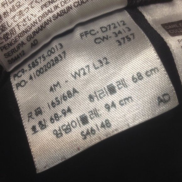 'Levi's mid-rise skinny fit black jeans- W27/ L32 - Picture 6 of 7